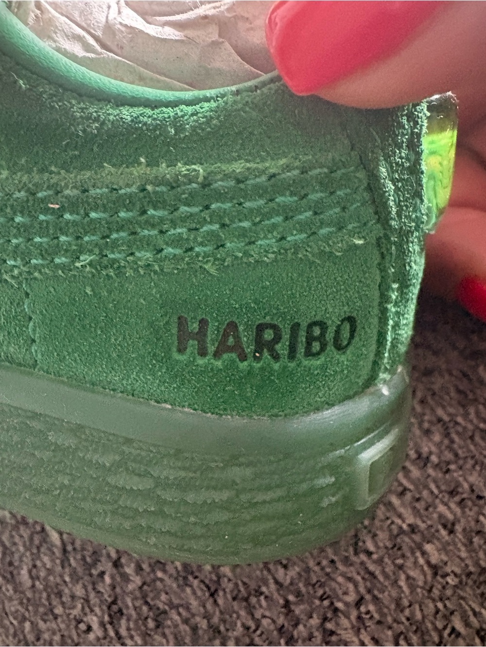 Puma Kids Suede Sneaker in Green with Gold Logo - Picture 5 of 7